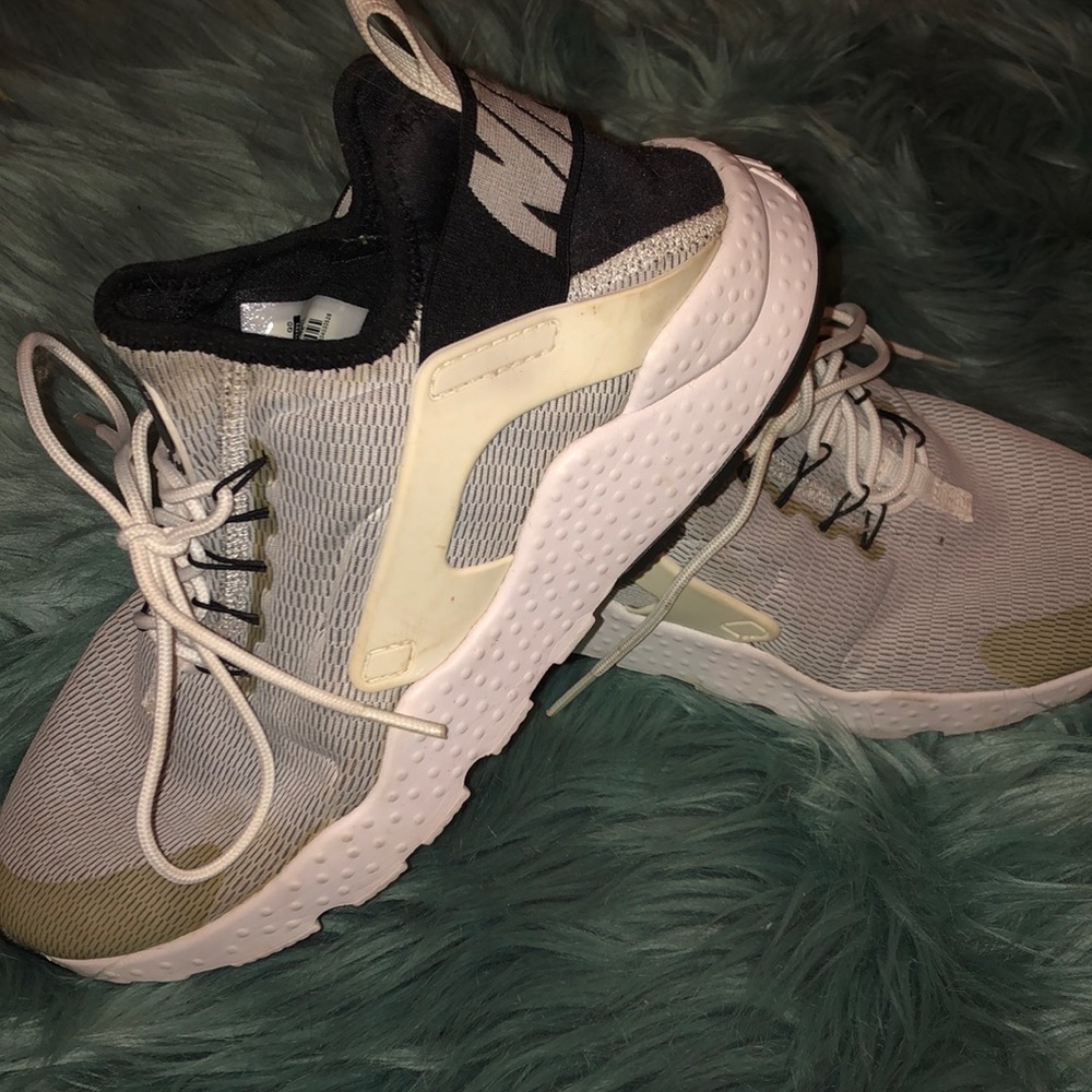 Nike Huaraches!!